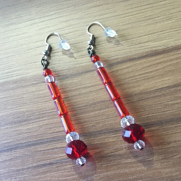 *Red Beaded Dangle Earrings Handmade Ladies Earrings - Picture 1 of 6